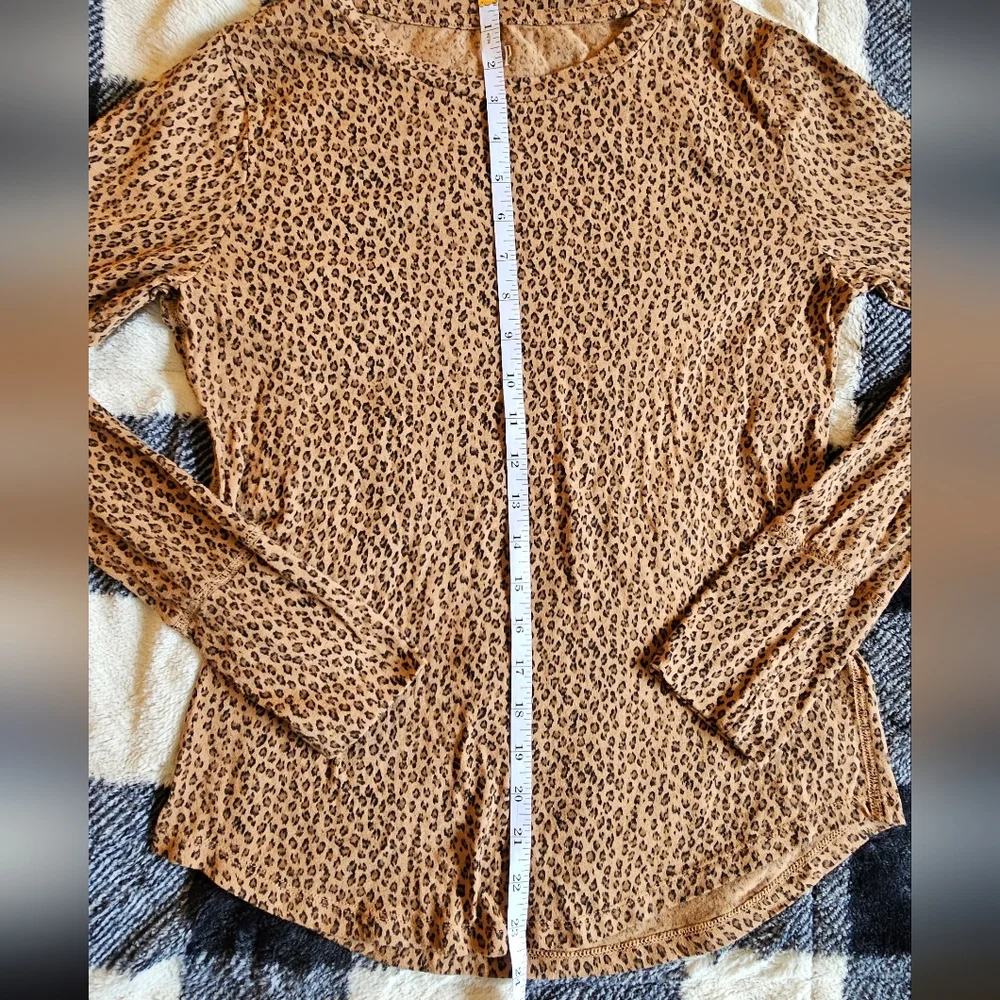 Gap long-sleeve top, size M‎